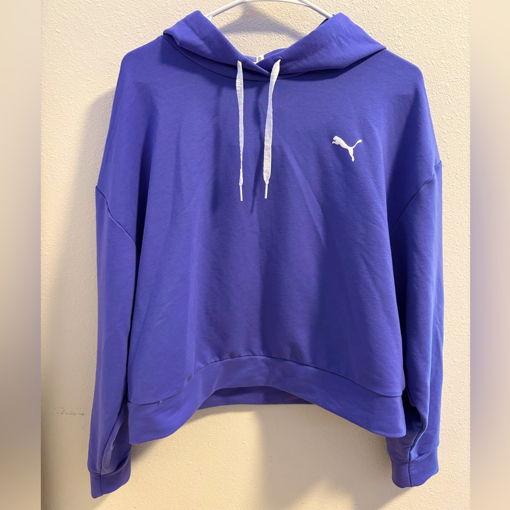 Puma Light Purple Women’s Cropped Long Sleeve Hoodie Size Large Like New